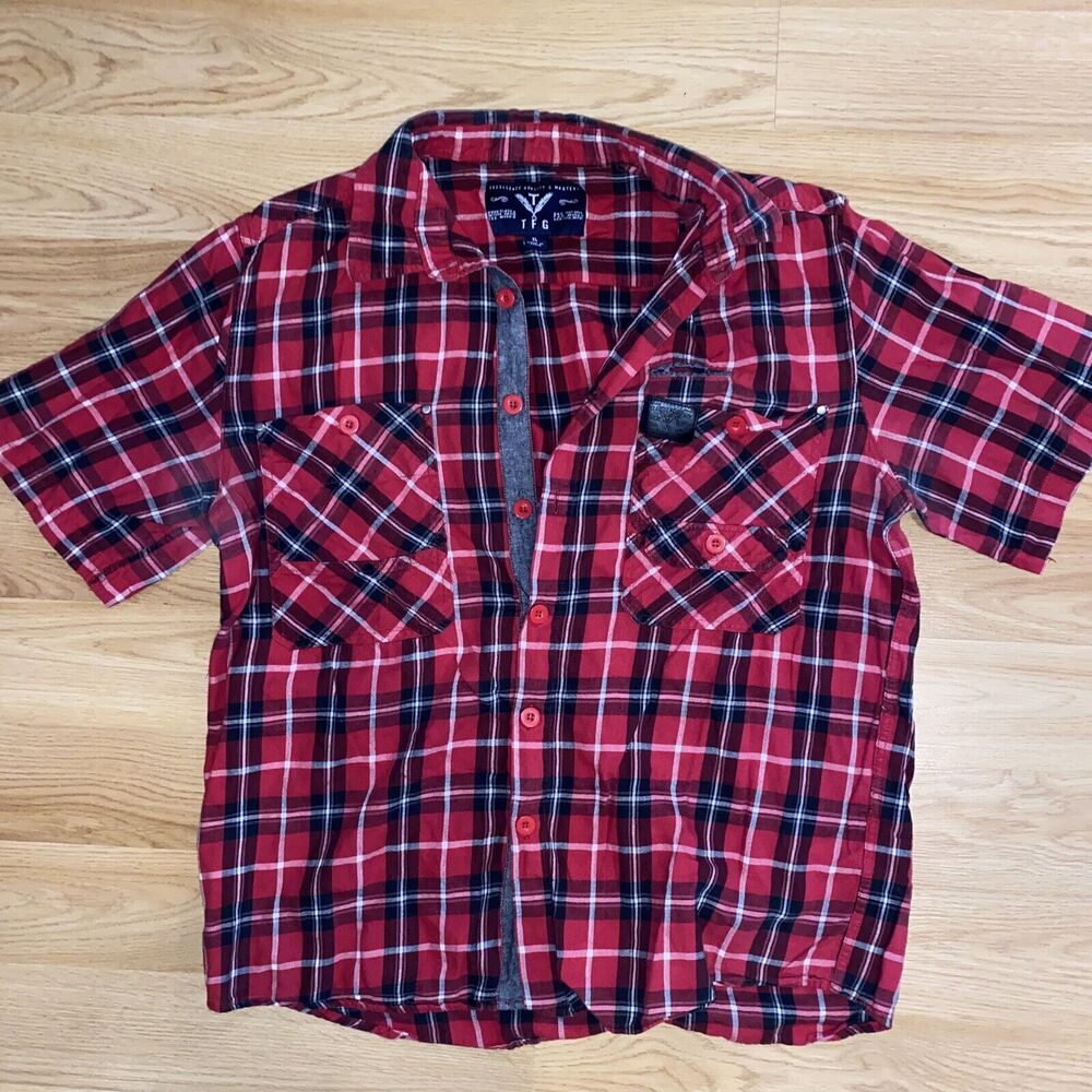 T F Goose XL Red Plaid Short Sleeve Button up